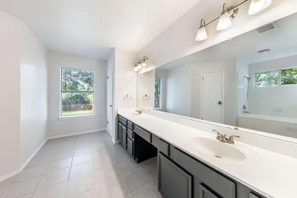 Coliving in Round Rock - North Austin, Austin