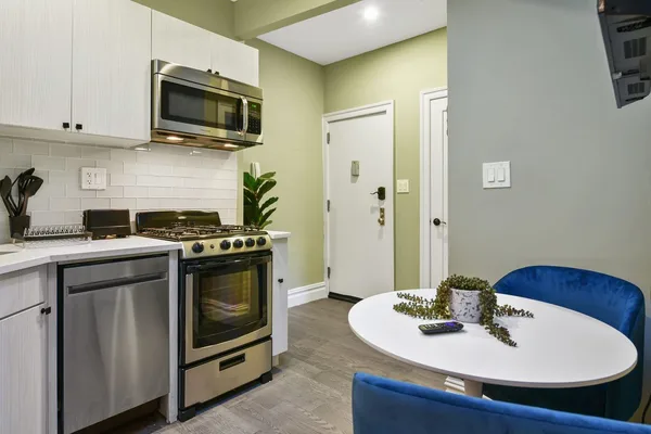 Coliving in East Village - Manhattan, New York