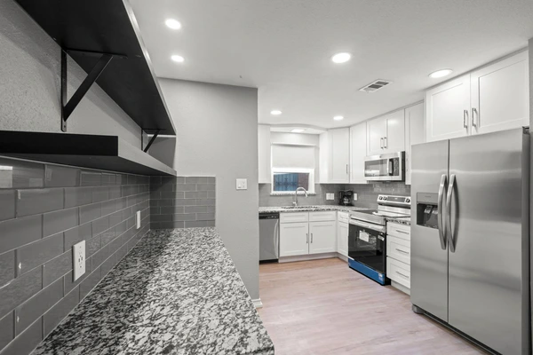 Coliving in Cedar Crest - Se Dallas, Dallas