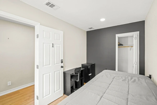 Coliving in Cedar Crest - Se Dallas, Dallas