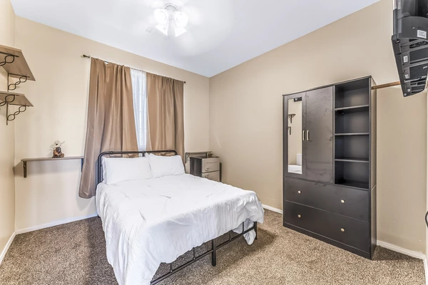 Coliving in North Las Vegas - North Las Vegas, Las Vegas