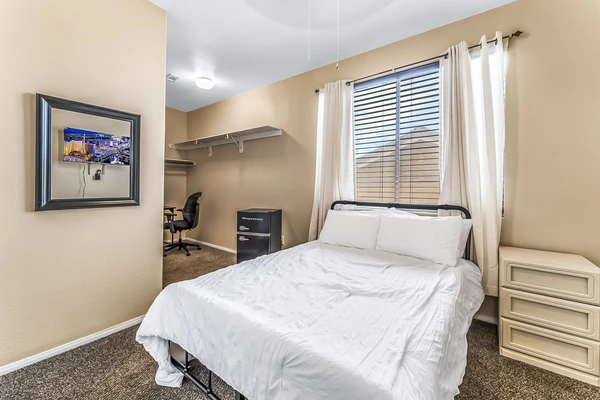 Coliving in North Las Vegas - North Las Vegas, Las Vegas