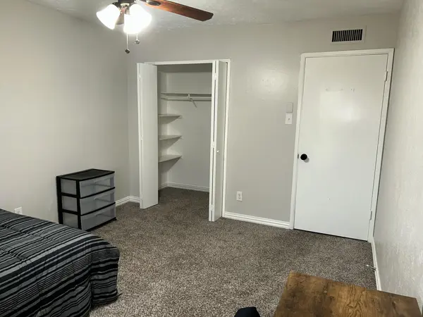 Coliving in Cedar Hill - Sw Dallas, Dallas