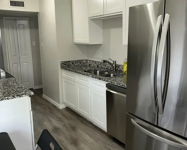Coliving in Cedar Hill - Sw Dallas, Dallas