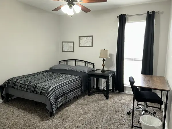 Coliving in Cedar Hill - Sw Dallas, Dallas