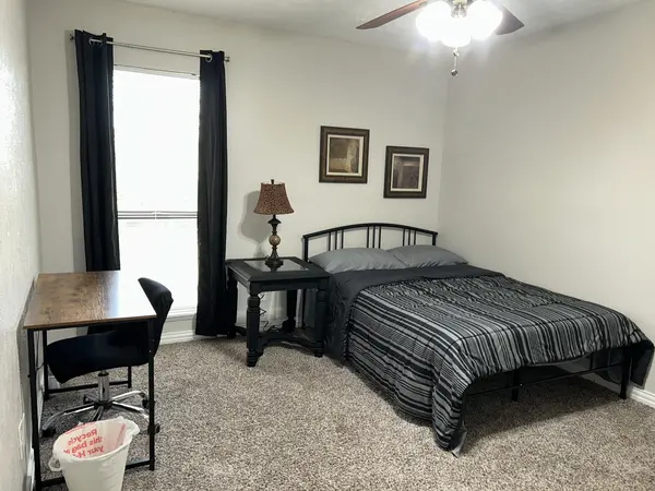 Coliving in Cedar Hill - Sw Dallas, Dallas