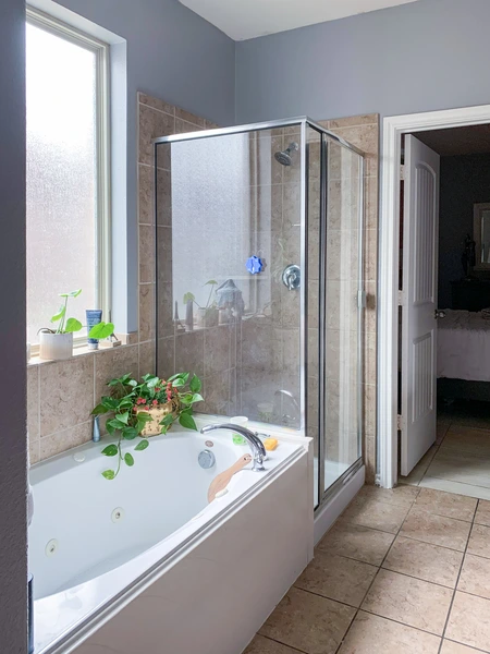 Coliving in Greater Greenspoint - Ne Houston, Houston