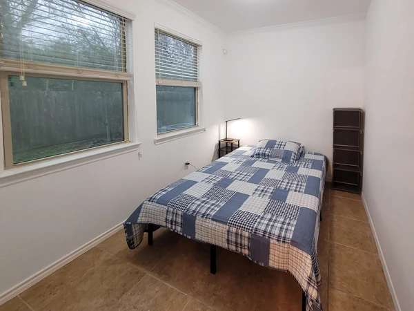 Coliving in Greater Greenspoint - Ne Houston, Houston