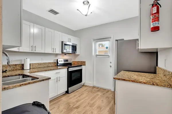 Coliving in Riviera Beach - Palm Beach County, Miami