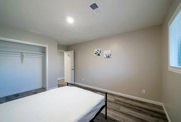 Coliving in Pasadena - Se Houston, Houston