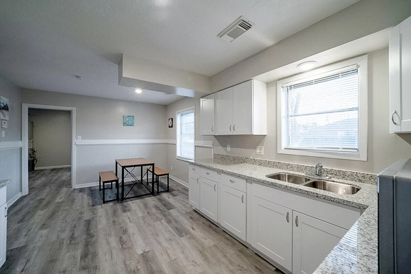 Coliving in Pasadena - Se Houston, Houston