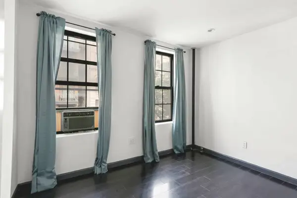 Coliving in Alphabet City - Manhattan, New York