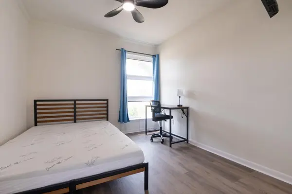 Coliving in Wolf Creek - Sw Dallas, Dallas