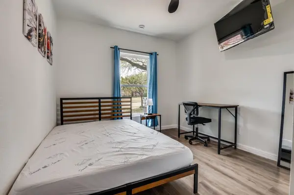 Coliving in Wolf Creek - Sw Dallas, Dallas
