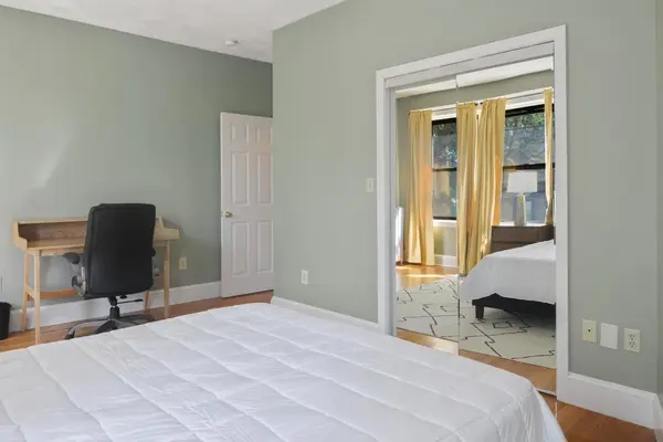 4 bedrooms apartment for rent in Brighton - Boston, Boston