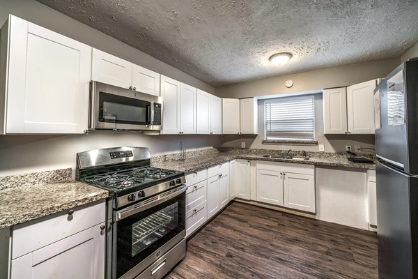 Coliving in Central Southwest - Sw Houston, Houston