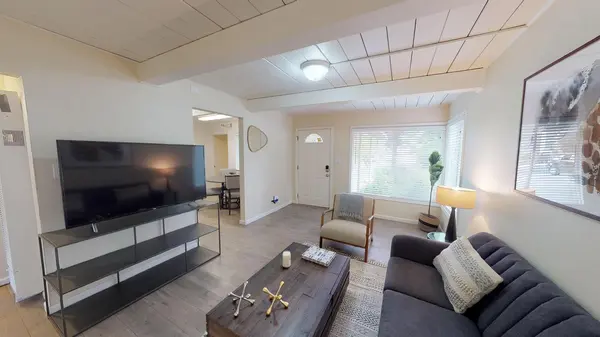 Coliving in East Palo Alto - Peninsula, San Francisco
