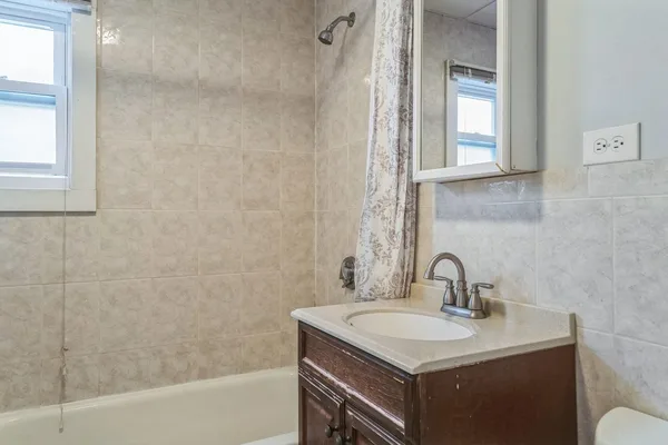 Coliving in Ward Two - Somerville, Boston