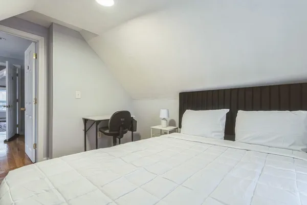 Coliving in Ward Two - Somerville, Boston