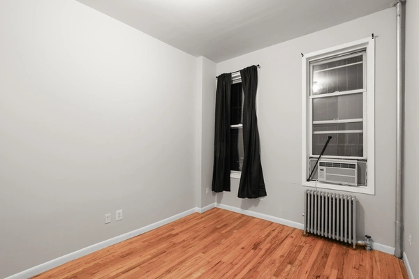 Coliving in Greenpoint - Brooklyn, New York