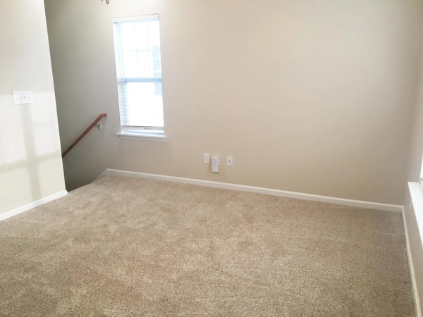 Coliving in University City South - North Charlotte, Charlotte