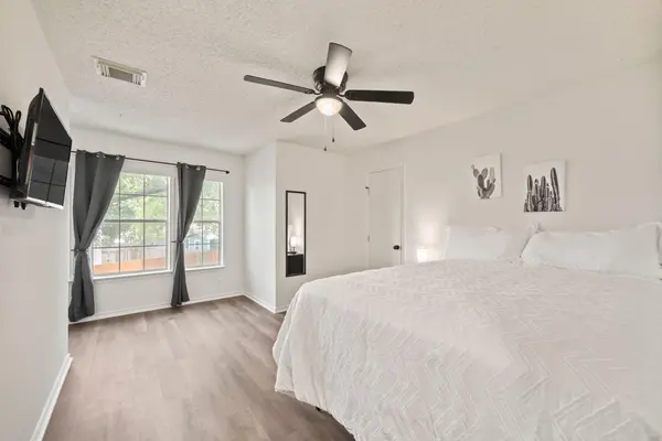 Coliving in Kyle - South Austin, Austin