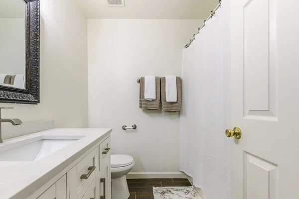 Coliving in Mesa - SE Valley, Phoenix