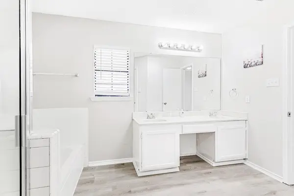 Coliving in White Settlement - Forth Worth, Dallas