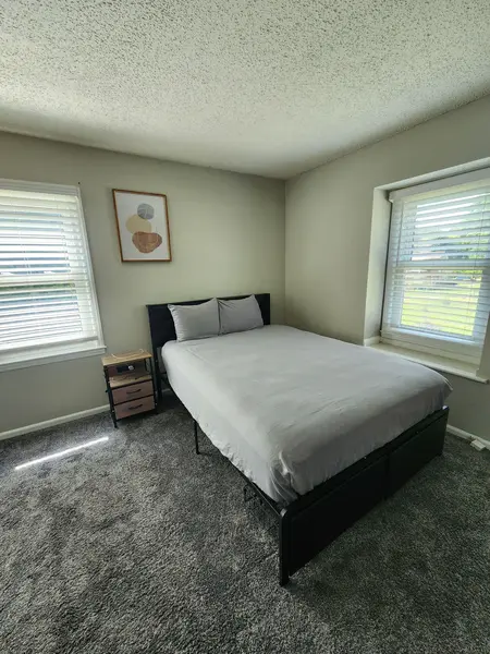 Coliving in Eastway - East Charlotte, Charlotte