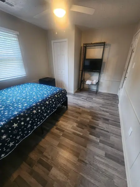 Coliving in Eastway - East Charlotte, Charlotte