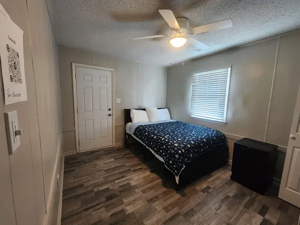 Coliving in Eastway - East Charlotte, Charlotte