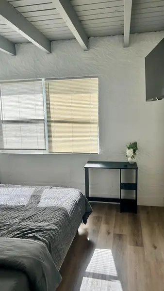 Coliving in North Miami Beach - Miami Dade, Miami