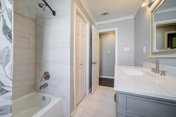 Coliving in Independence Heights - Nw Houston, Houston