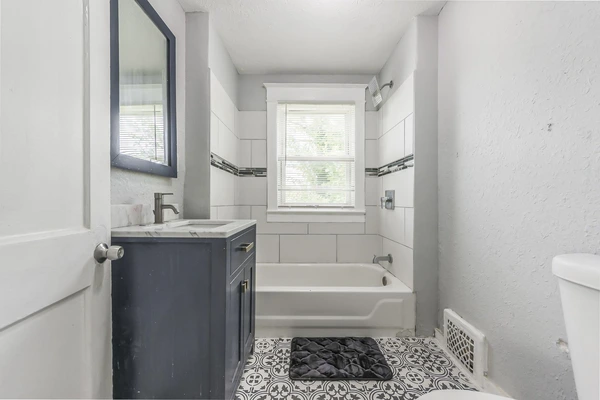 Coliving in East Side - KCMO, Kansas City