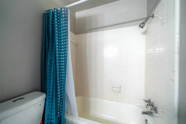 Coliving in Southbelt / Ellington - Se Houston, Houston