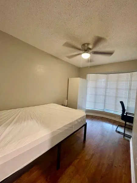 Coliving in DeSoto - Sw Dallas, Dallas