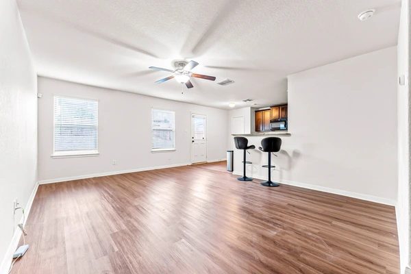 Coliving in Hidden Cove - Indian Creek - South SATX, San Antonio