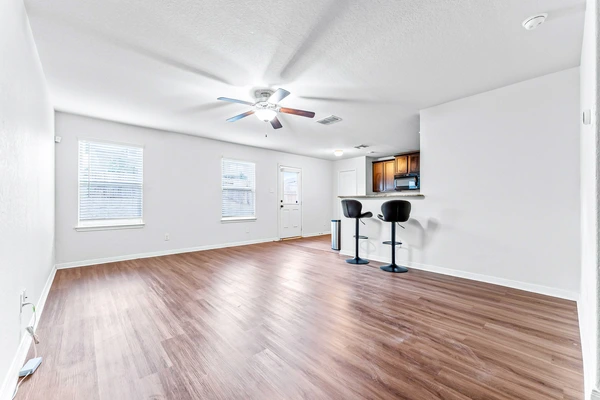 Coliving in Hidden Cove - Indian Creek - South SATX, San Antonio