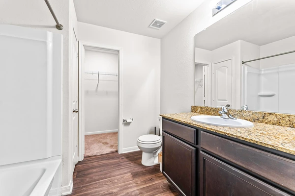 Coliving in Hidden Cove - Indian Creek - South SATX, San Antonio