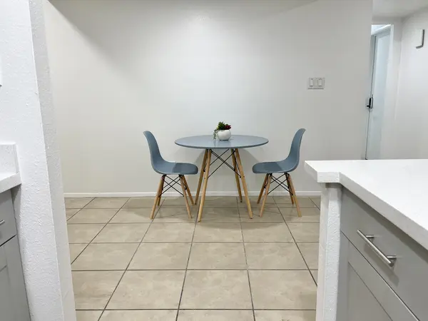 Coliving in Glendale - NW Valley, Phoenix