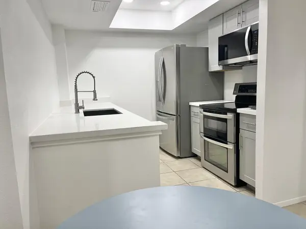 Coliving in Glendale - NW Valley, Phoenix