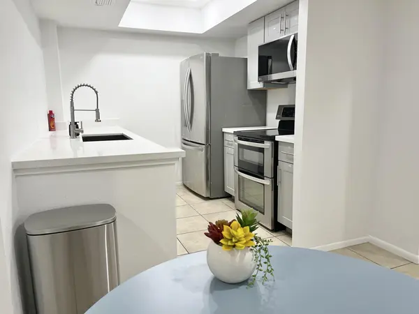 Coliving in Glendale - NW Valley, Phoenix