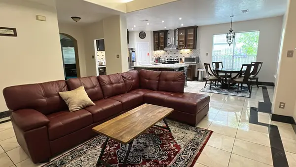 Coliving in Jersey Village - Nw Houston, Houston