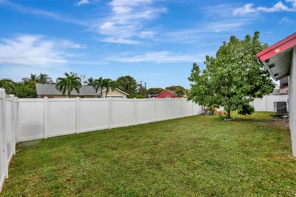 Coliving in Lauderhill - Broward County, Miami