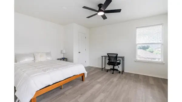 Coliving in Pecan Valley - South SATX, San Antonio