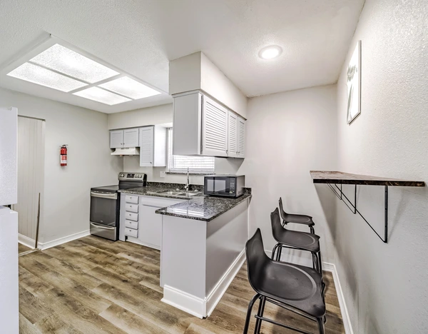 Coliving in Wolf Creek - Sw Dallas, Dallas