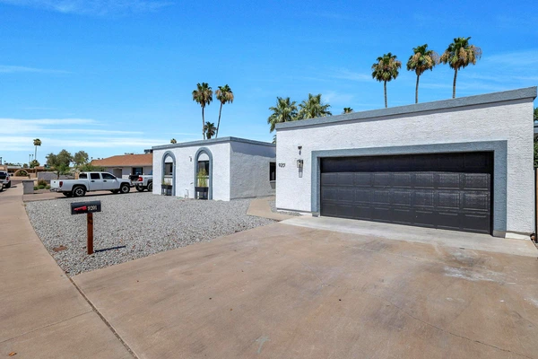 Coliving in Glendale - NW Valley, Phoenix