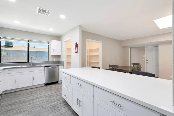 Coliving in Glendale - NW Valley, Phoenix