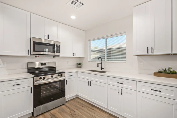 Coliving in Glendale - NW Valley, Phoenix