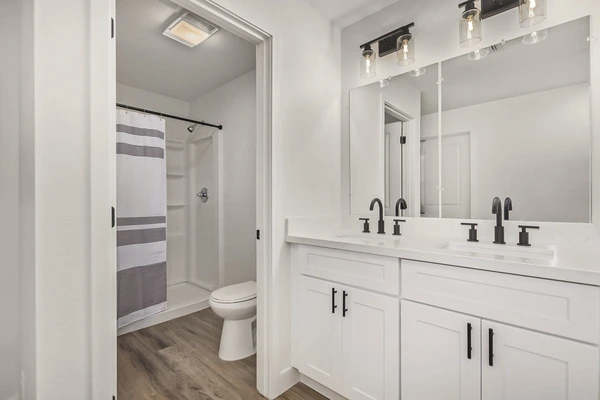 Coliving in Glendale - NW Valley, Phoenix